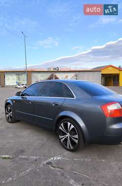 Седан Audi A4 2003 в 
