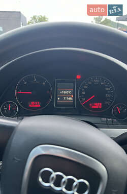 Седан Audi A4 2005 в 