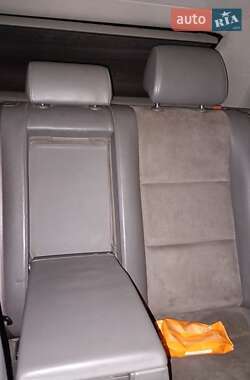 Седан Audi A4 2001 в 