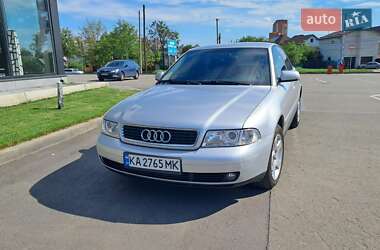 Седан Audi A4 2000 в Ірпені