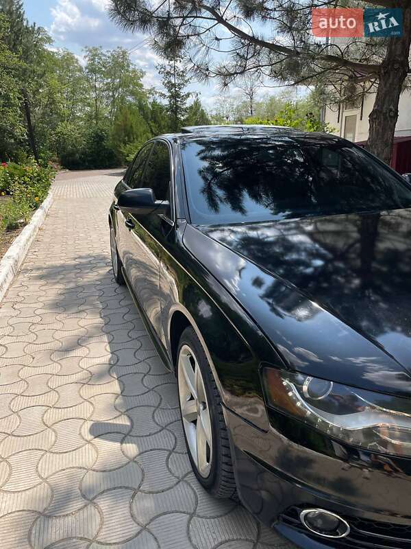 Седан Audi A4 2011 в Окнах фото 17 Седан Audi A4 2011 в Окнах