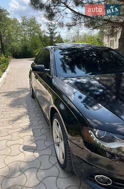 Седан Audi A4 2011 в 