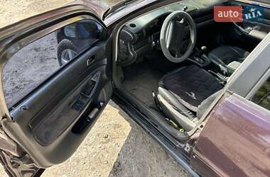 Седан Audi A4 1995 в 