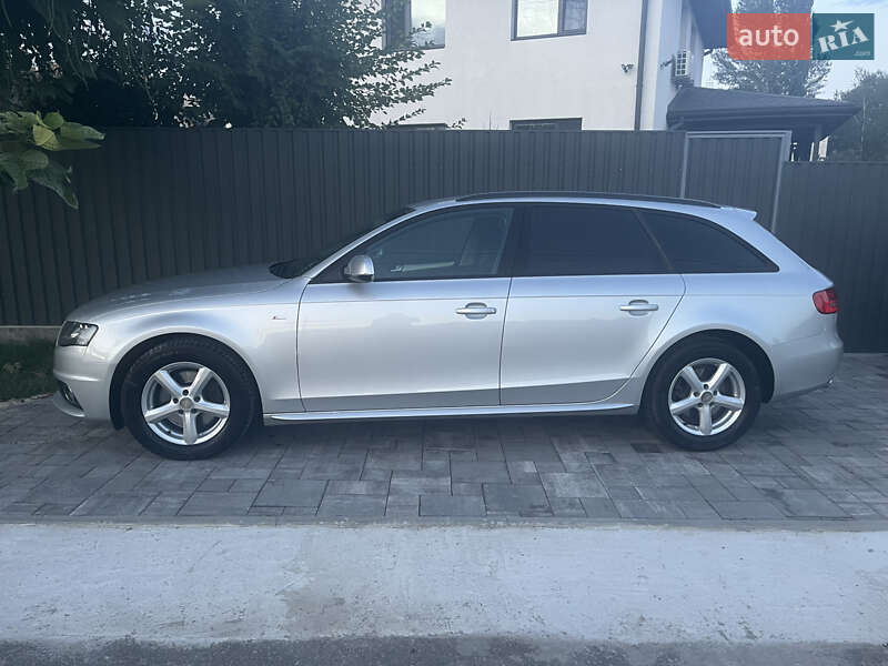 Универсал Audi A4 2011 в Киеве