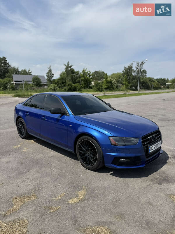 Седан Audi A4 2015 в 
