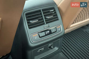 Седан Audi A4 2020 в 