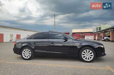 Седан Audi A4 2011 в 