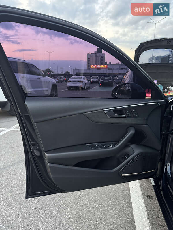 Седан Audi A4 2017 в Киеве фото 6 Седан Audi A4 2017 в Киеве