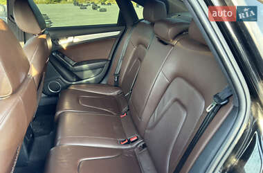 Седан Audi A4 2015 в 