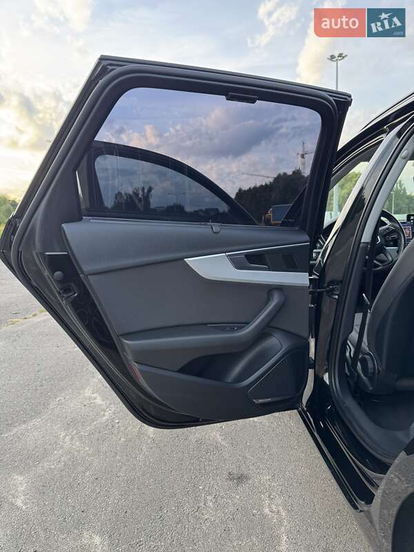 Универсал Audi A4 2016 в Львове