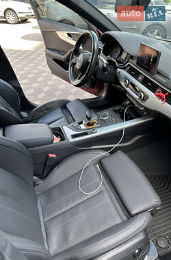 Седан Audi A4 2017 в 