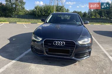 Седан Audi A4 2013 в 