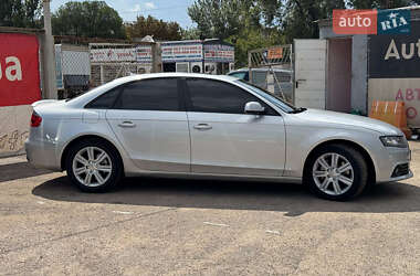 Седан Audi A4 2010 в 