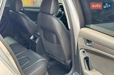 Седан Audi A4 2010 в 