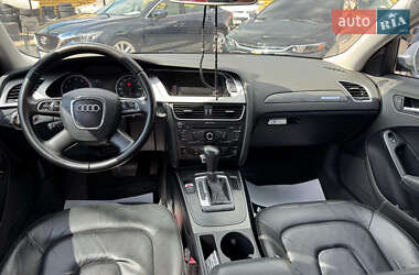 Седан Audi A4 2010 в 