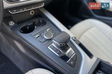 Седан Audi A4 2016 в 
