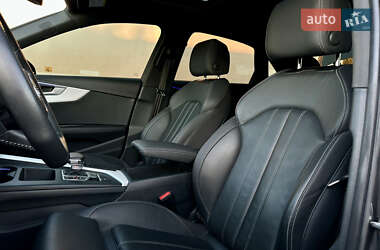 Седан Audi A4 2020 в 