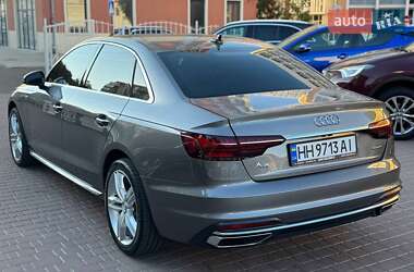 Седан Audi A4 2021 в 