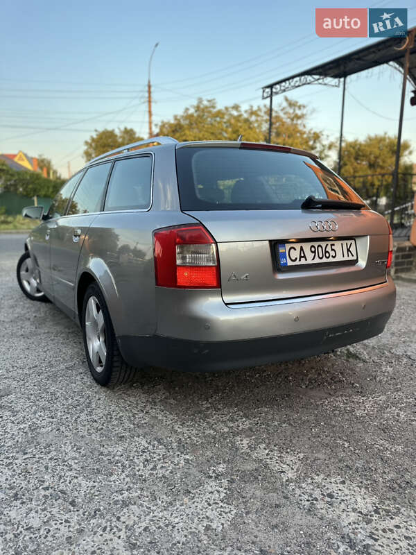 Универсал Audi A4 2001 в Смеле