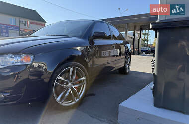 Седан Audi A4 2005 в Коростені