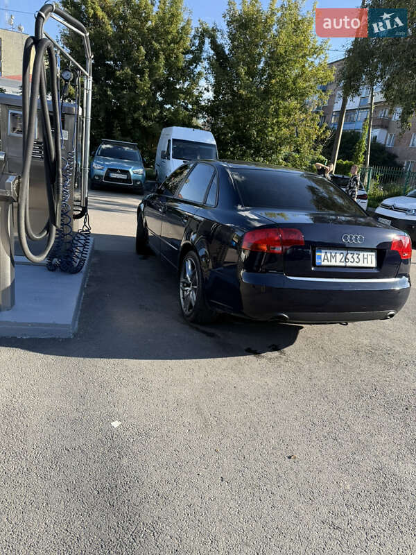 Седан Audi A4 2005 в Коростені
