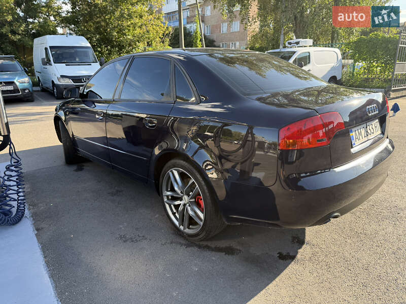 Седан Audi A4 2005 в Коростені