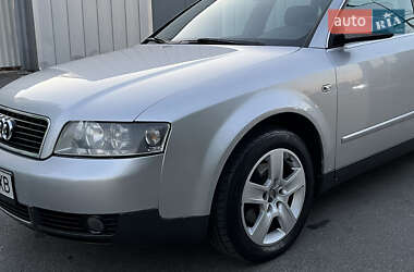 Седан Audi A4 2004 в 