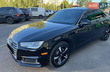 Седан Audi A4 2019 в 