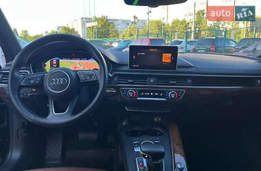 Седан Audi A4 2019 в 