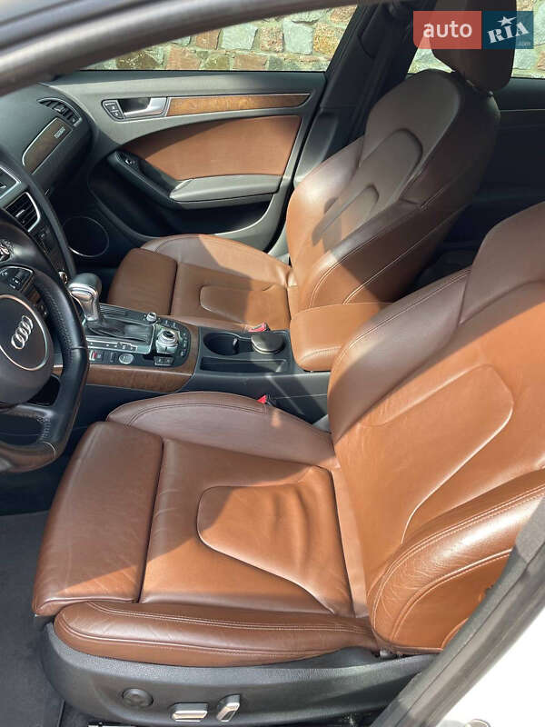 Седан Audi A4 2014 в Броварах