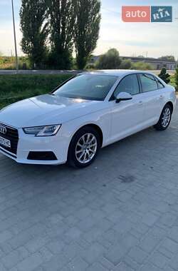 Седан Audi A4 2017 в Ковеле