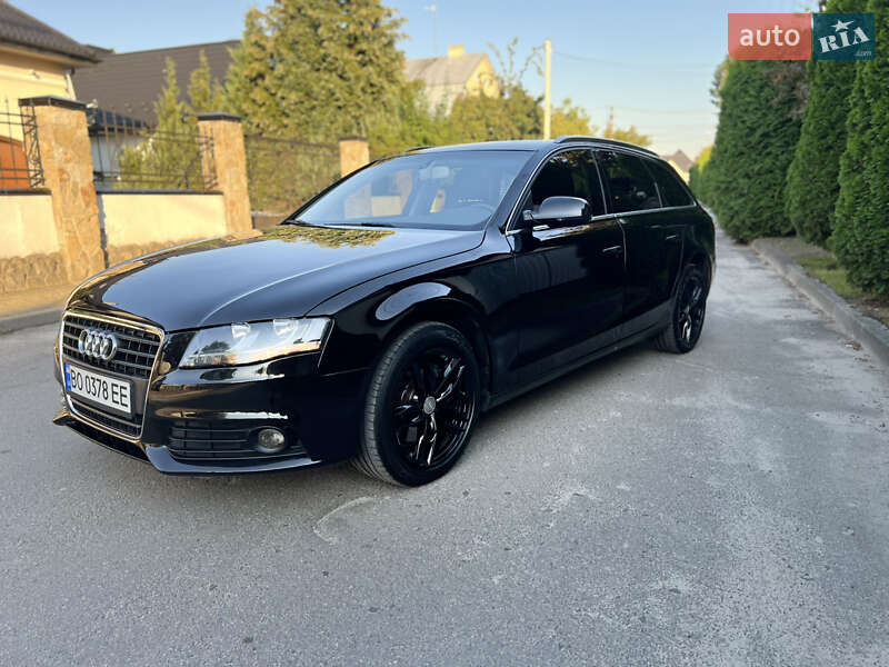 Универсал Audi A4 2011 в Львове