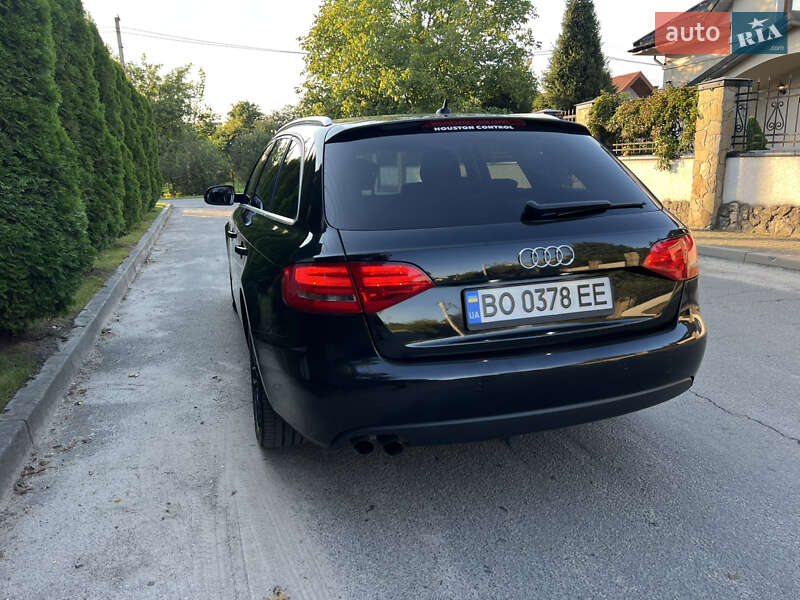 Универсал Audi A4 2011 в Львове