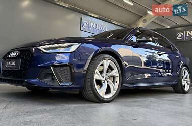 Седан Audi A4 2021 в 