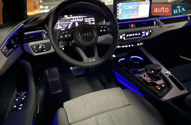 Седан Audi A4 2023 в Киеве
