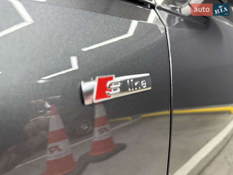 Седан Audi A4 2023 в Киеве