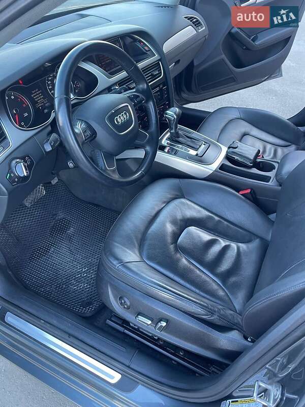 Седан Audi A4 2013 в Белой Церкви