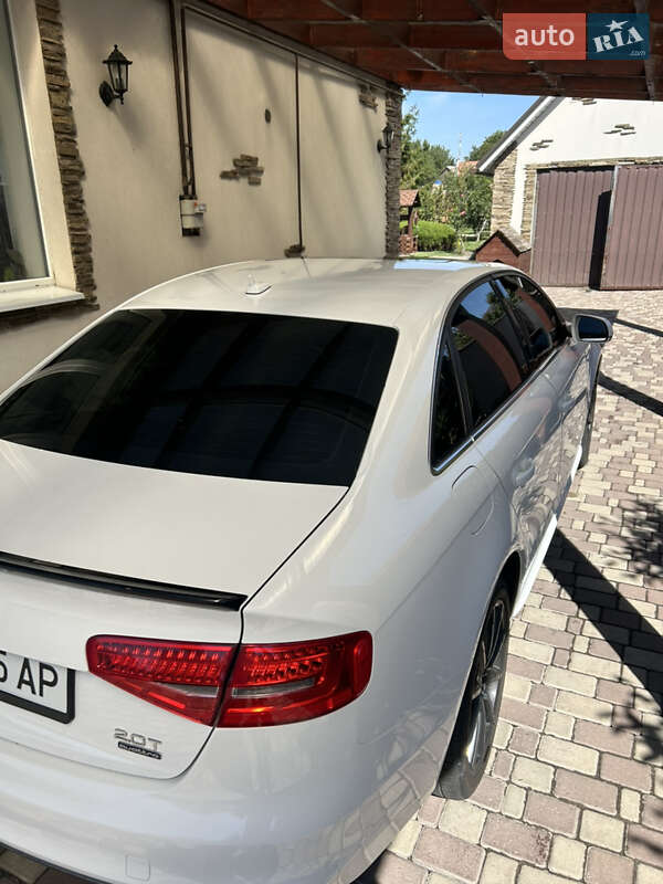 Седан Audi A4 2015 в Днепре