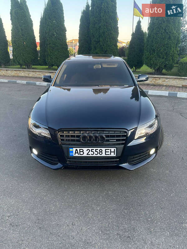 Седан Audi A4 2011 в 