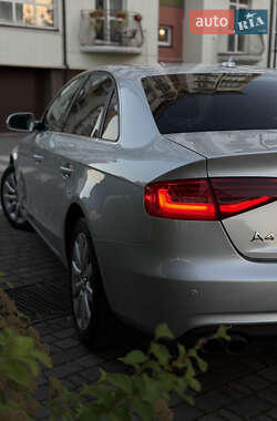 Седан Audi A4 2013 в 