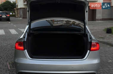 Седан Audi A4 2013 в 