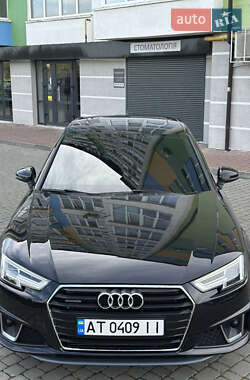 Седан Audi A4 2018 в 