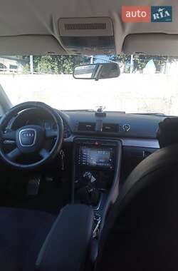 Седан Audi A4 2006 в 