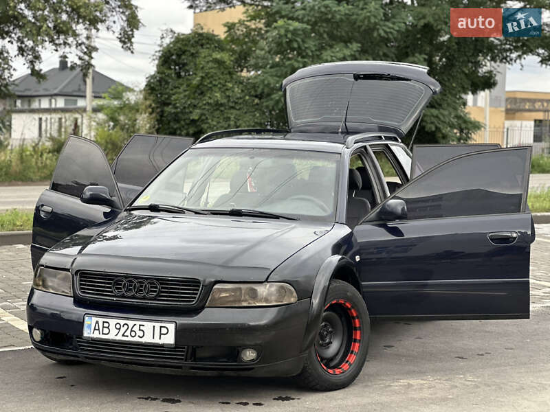 Универсал Audi A4 2000 в 