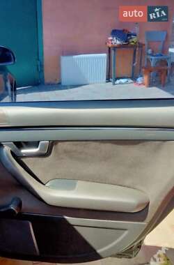 Седан Audi A4 2004 в Харькове