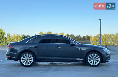Седан Audi A4 2018 в 