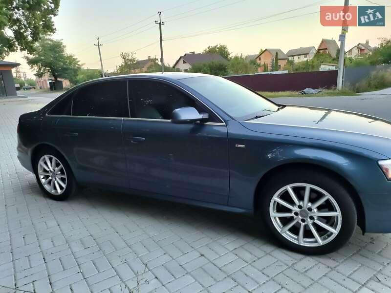 Седан Audi A4 2015 в Виннице