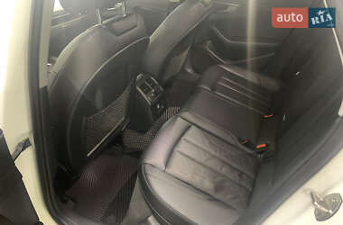 Седан Audi A4 2018 в 