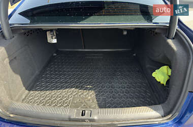 Седан Audi A4 2013 в 