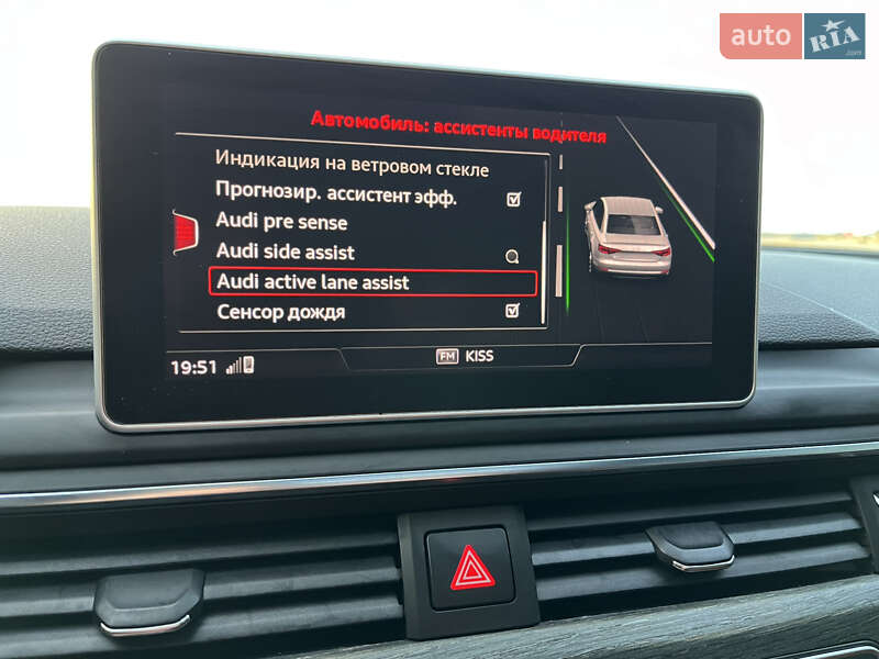 Седан Audi A4 2017 в Львові